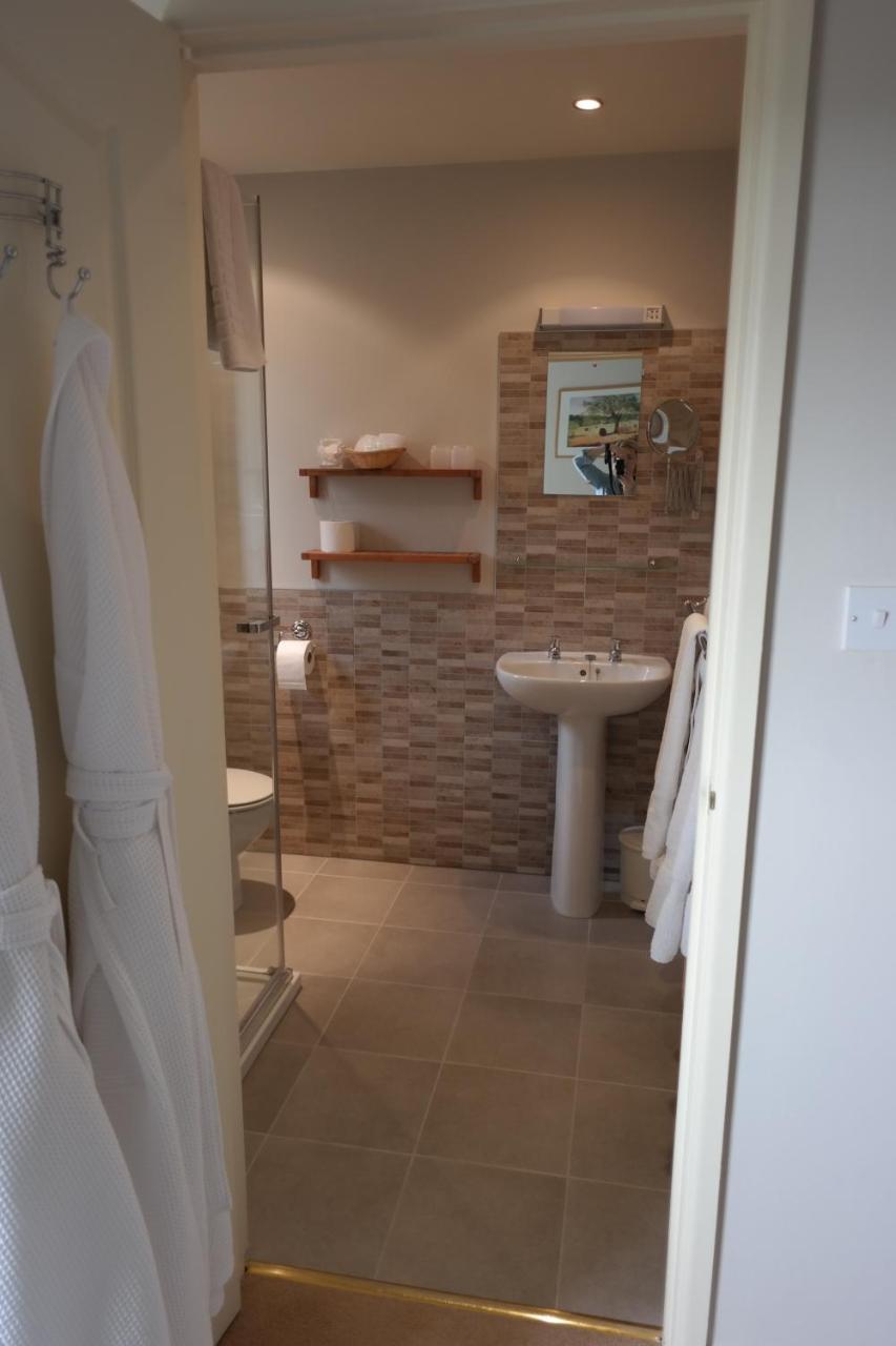 Hazel Court Guest House Нюпорт Екстериор снимка