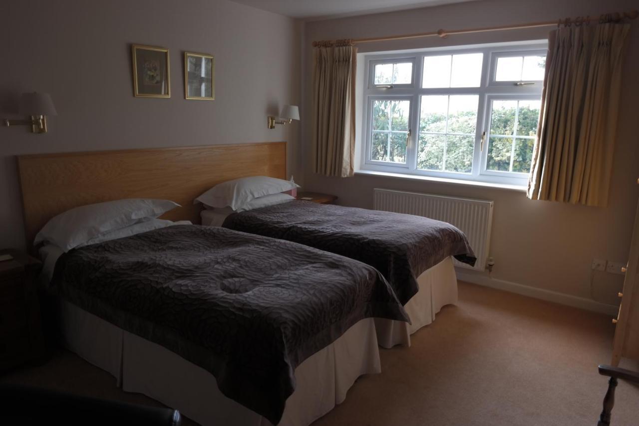 Hazel Court Guest House Нюпорт Екстериор снимка